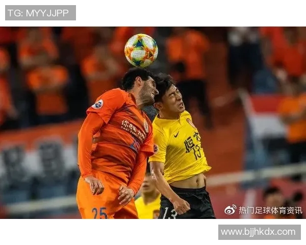 鲁能与恒大20轮激战回顾球迷心中的经典对决与精彩瞬间