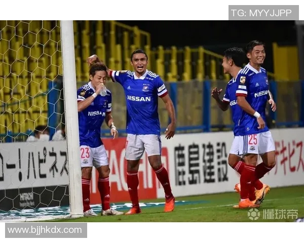 横滨水手与鹿岛鹿角精彩对决直播全程回顾与分析