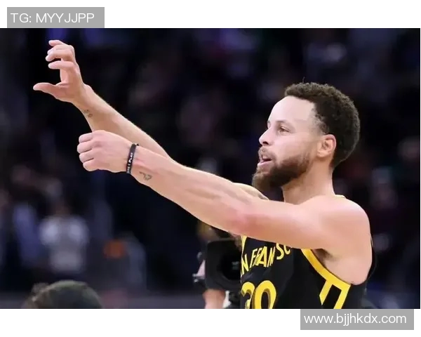 库里单场51分助勇士战胜奇才展现超级明星风采